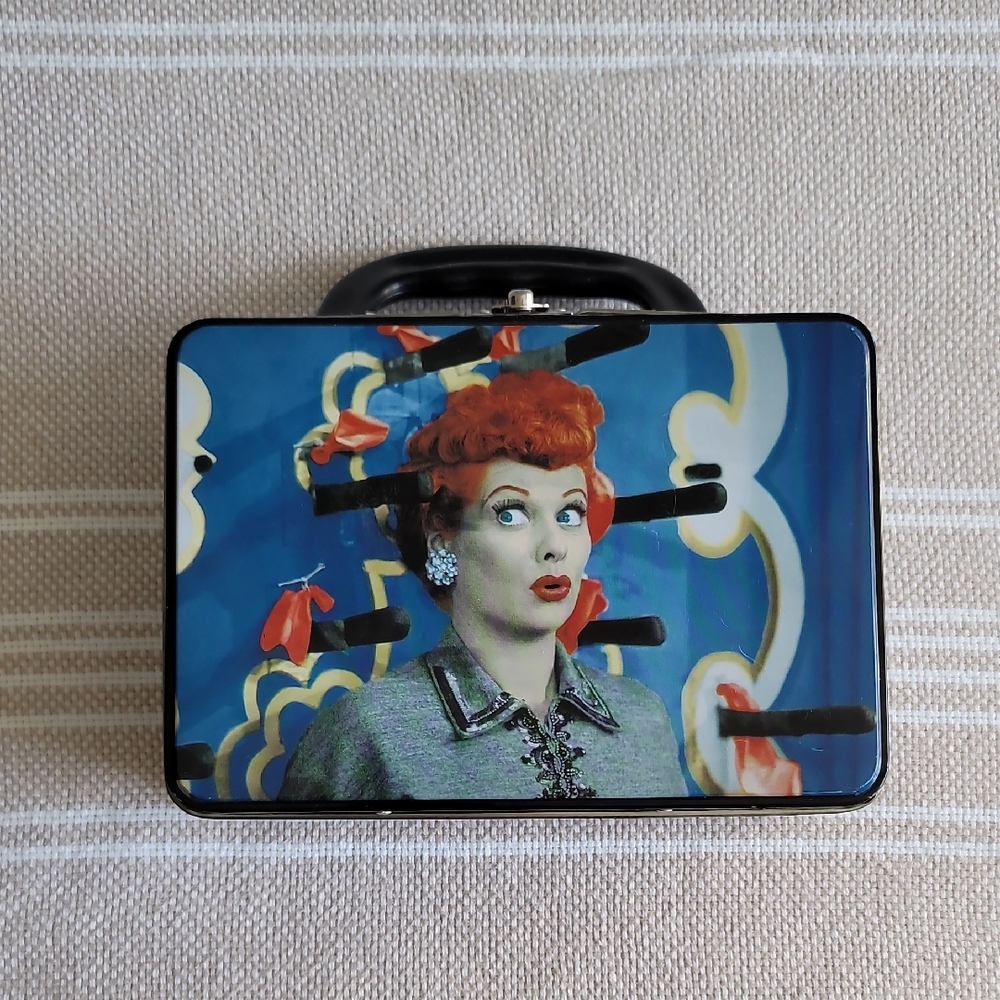 Retro Lunchbox with Iconic Redhead Design